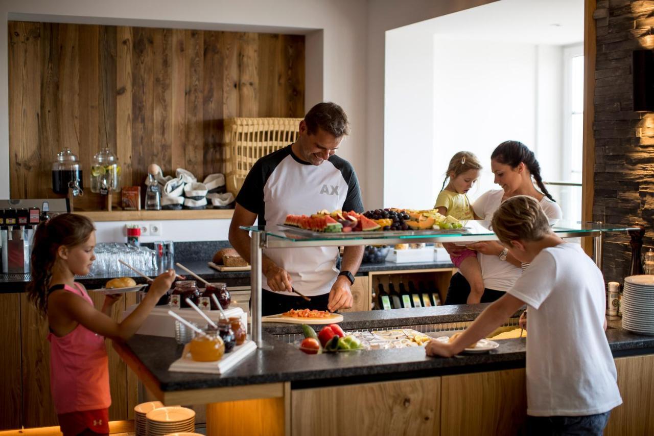 Hotel-Restaurant Planaihof Schladming Exteriör bild